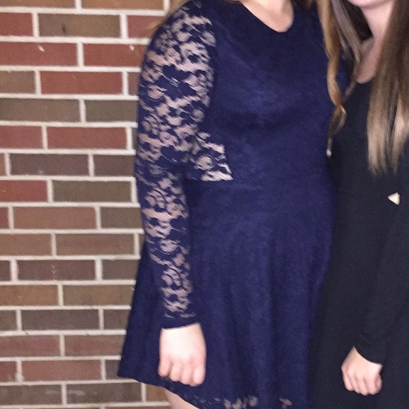 Garage Lace long sleeve dress - Picture 2 of 3